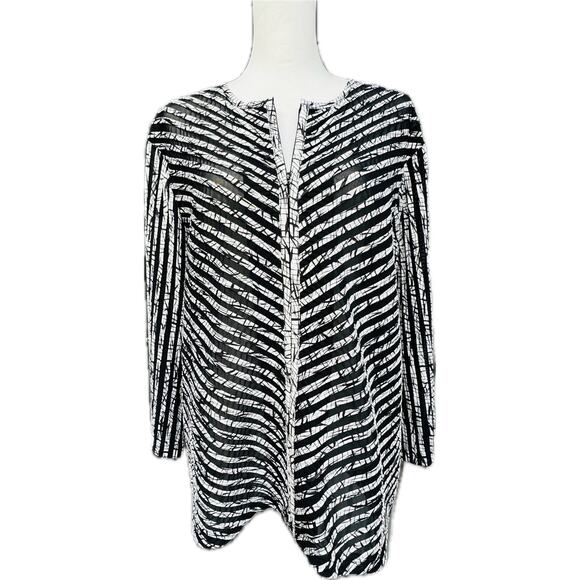 Chico's Travelers Stretch Ribbon Sheer Mesh Open Front Top Women XL Black White - Picture 1 of 11